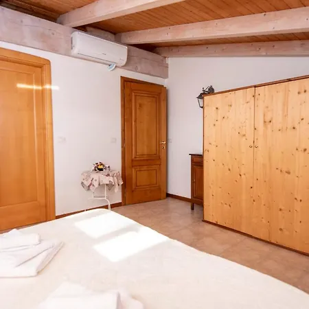 203 - The Cherry House, Con Giardino E Piscina Carro